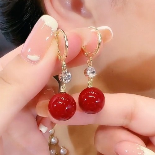 Green Small Exquisite Ball Earrings Ear Buckle Simple Design All-match Glass Cat's Eye Earrings Elegant Earrings